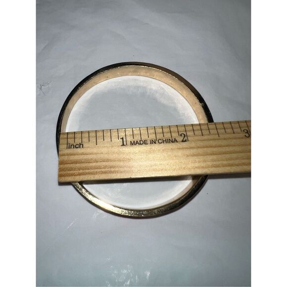 Gold Tone‎ and Pink Enameled Arrow Bangle Bracelet - Picture 5 of 5